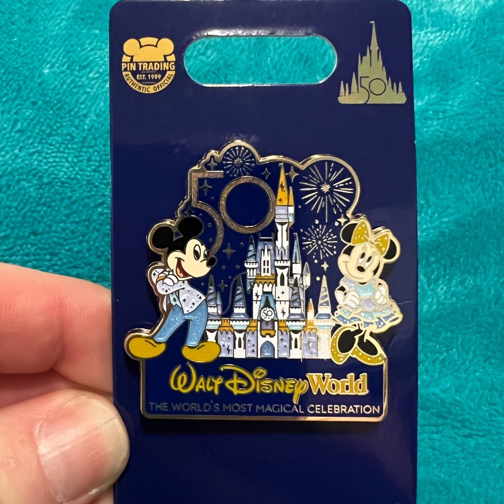 Walt Disney World 50th Anniversary trading collector pin